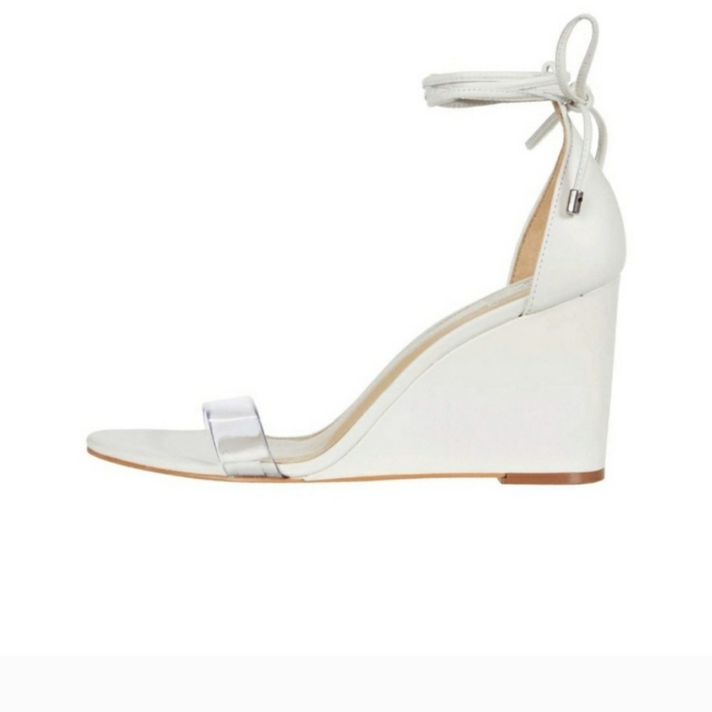 Vince Camuto Stassia